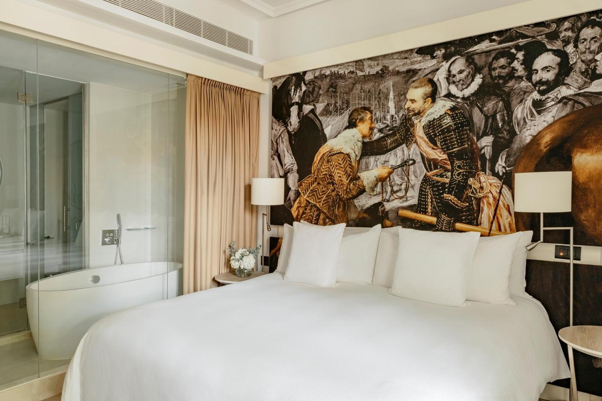 帕拉西奥德洛斯杜奎斯盛美利亚酒店 马德里 外观 照片 A bedroom at the W Bangkok